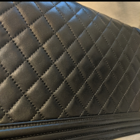 πSOLDπ Chanel New Medium Boy Bag - Picture 14 of 16